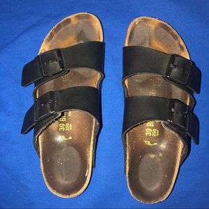 BLACK BIRKENSTOCKS